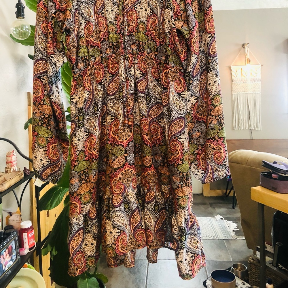 Dress - Picture 3 of 8
